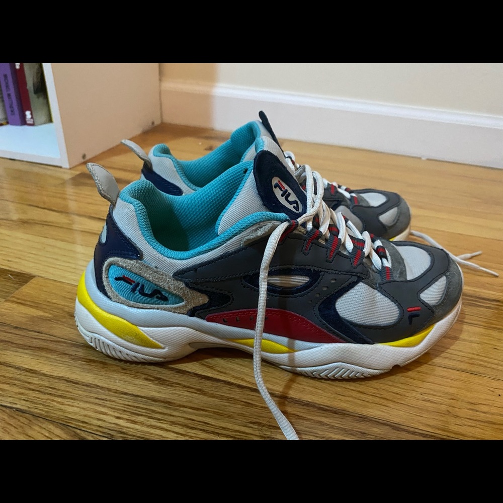 Fila Boveasorus Sneaker in Castlerock/ Blue/ Red